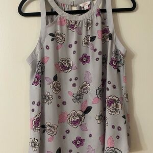 Multicolored tank top with scoop neck and sleeveless relaxed style